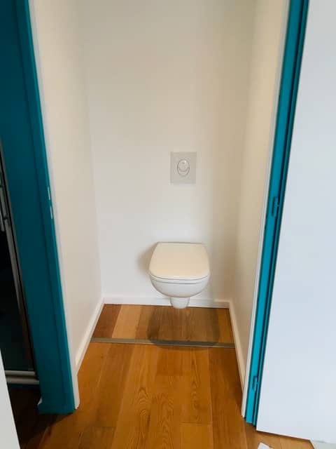 Rénovation d'un wc suspendu à Pau (64)