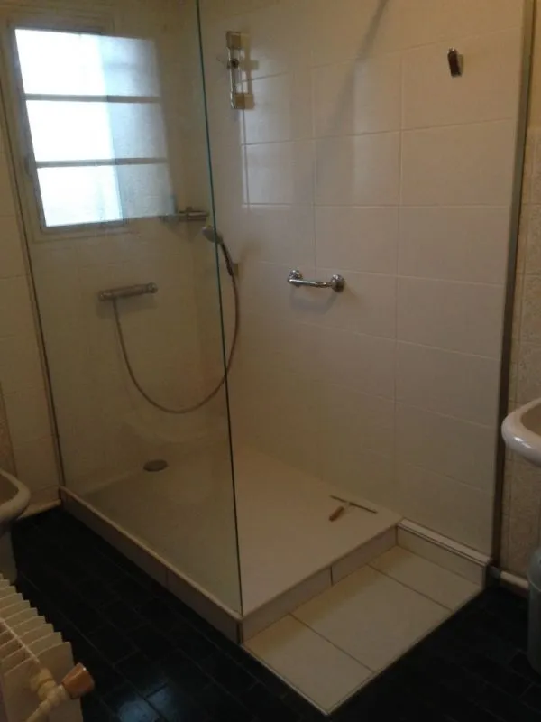 Rénovation d'une douche à Pau (64) - après
